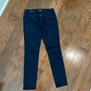 SOLD: EUC. Ann Taylor Loft Dark Denim Jeans. Size 25P